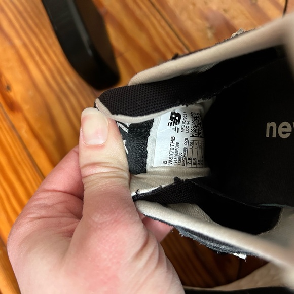 New Balance Women’s Foam X70 Black and White Sneakers - Picture 7 of 8